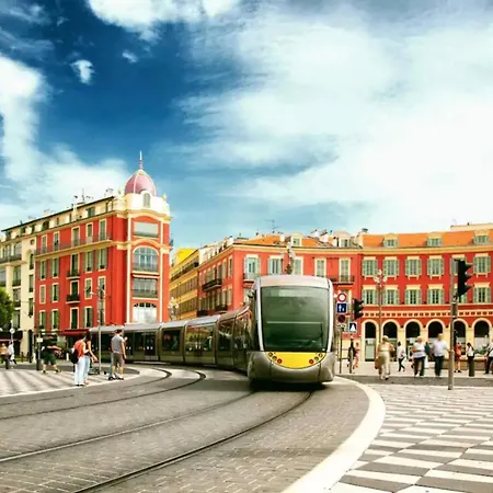 A 2 Pas De La - Centre - Wifi - Climatisation - Tram Apartment *