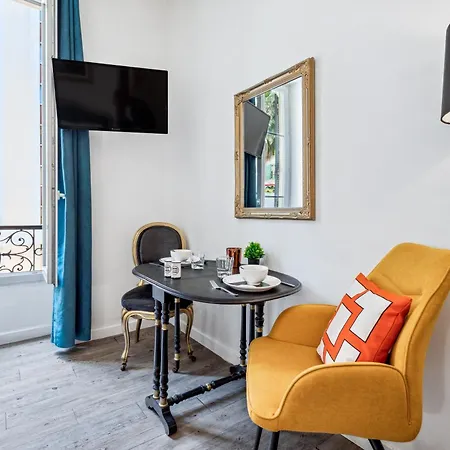 Apartment A 2 Pas De La - Centre - Wifi - Climatisation - Tram Nice